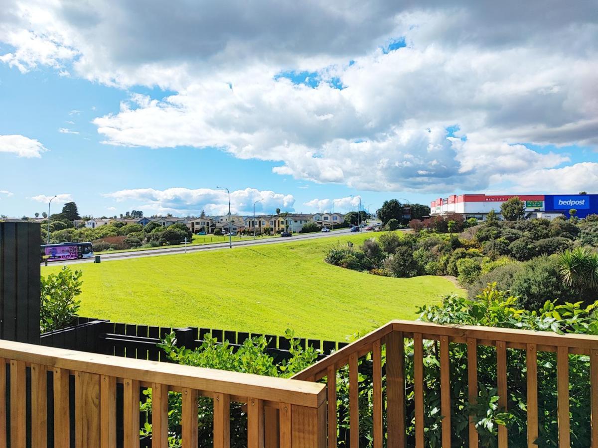 Stunning Townhouse - Walking To Botany Shopping Center Appartement Auckland Buitenkant foto