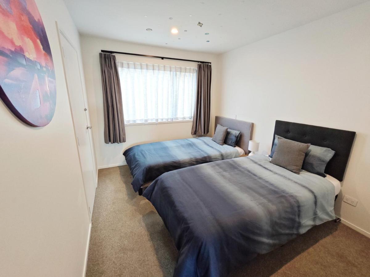 Stunning Townhouse - Walking To Botany Shopping Center Appartement Auckland Buitenkant foto